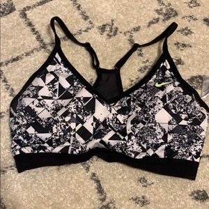 Nike sports bra + pads